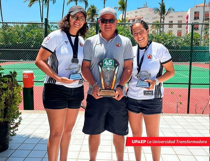 Tenistas de Upaep logran medalla de plata en CNTU