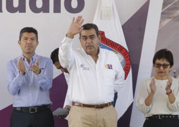 Céspedes, Rivera y Cedillo inauguran rehabilitación de Avenida San Claudio