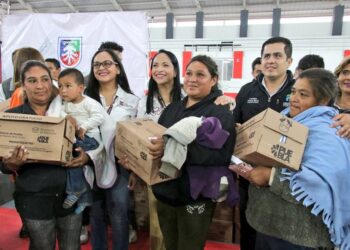 Benefician a familias más vulnerables de Ixtacamaxtitlán, Cuautempan y Chignahuapan