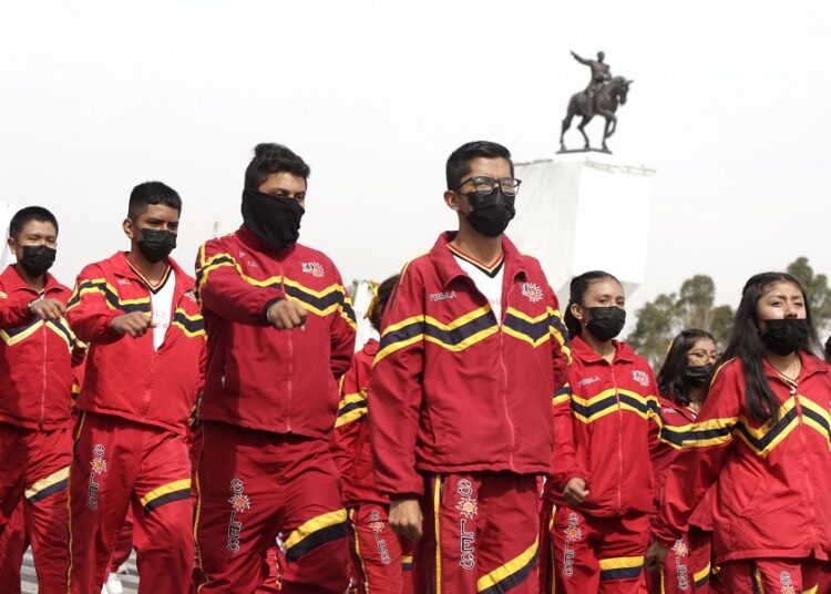 Ayuntamiento otorgará 320 permisos para informales durante Desfile del 5 de Mayo