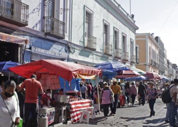 Ambulantes se trasladan a otras zonas del centro por obras en 10 a 16 Ote-Pte