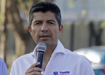 ERP reconoce entrega de docentes en formación de generaciones