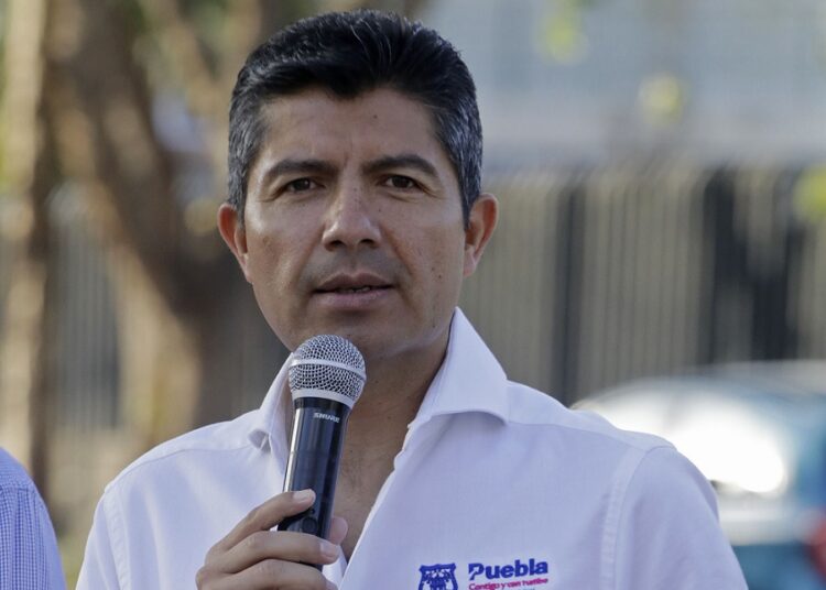 ERP reconoce entrega de docentes en formación de generaciones