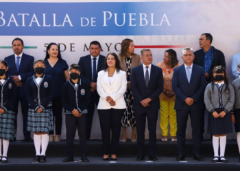 Tlatehui encabeza ceremonia cívica de mayo