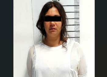 Policía detiene a mujer de 36 años por maltratar a su pareja