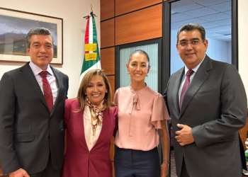 Salomón Céspedes asiste a reunión con AMLO, gobernadores de Morena y secretarios