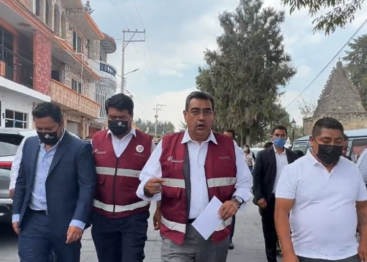 Alumnos regresan a clases a distancia en 11 municipios cercanos al volcán (video)