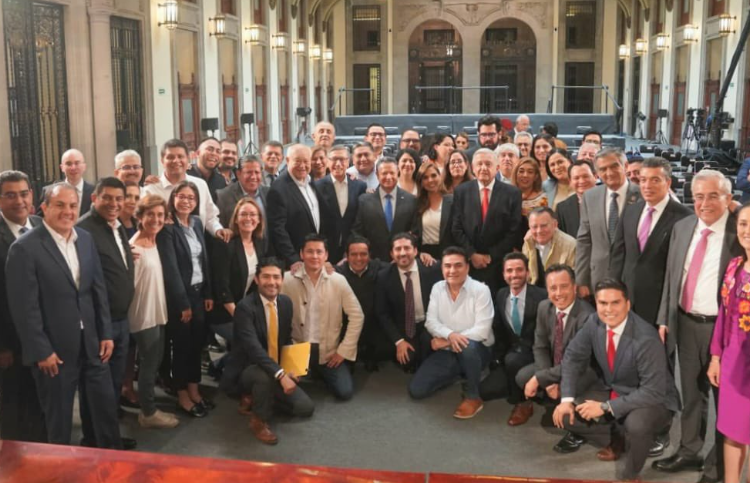 AMLO y gobernador Céspedes se reúnen nuevamente en Palacio Nacional