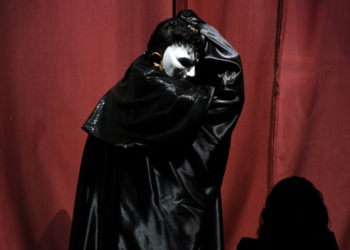 El Fantasma de la Ópera, adaptación coral-coreográfica musical, más de 200 artistas