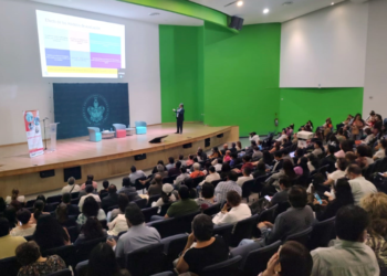 BUAP capacita en estrategias para publicar artículos científicos