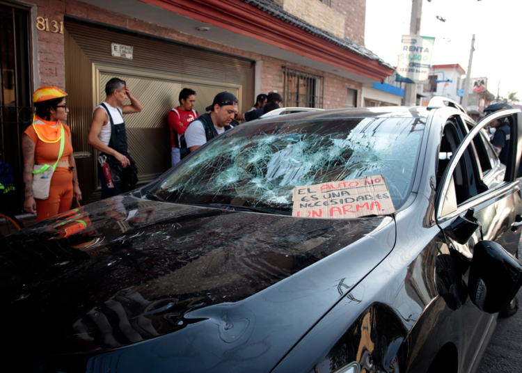 La maldita manía de manejar mal
