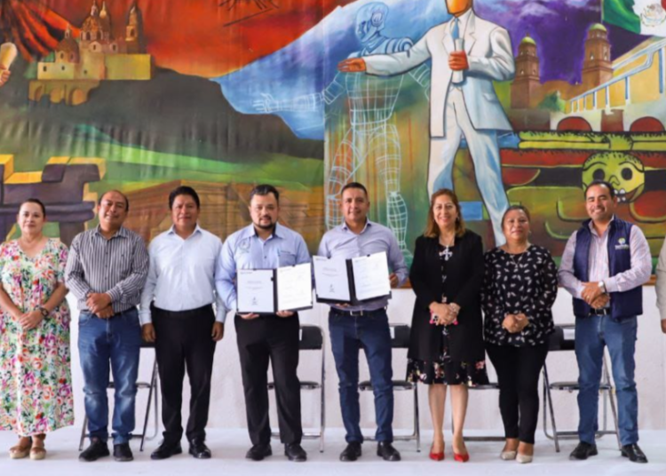 Tlatehui firma convenio con el Cesavep