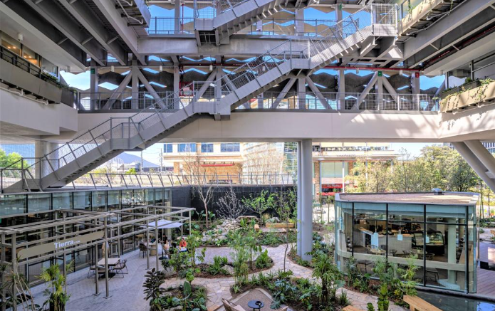 OUM Wellness Center, edificio que reduce consumo de energía