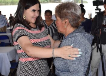 Más de 3 mil personas celebran a mamás de Texmelucan