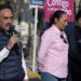 Ambulantes pagan multa por rentar sillas en desfile
