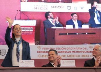 Arropan a Sheinbaum en sesión ordinaria del Consejo de Desarrollo Metropolitano del Valle de México