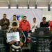 Lorenzo Rivera entrega 150 acciones de vivienda