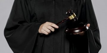 Corte garantiza derecho a saber