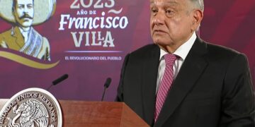 AMLO se reunirá con consejeros del INE en Palacio Nacional