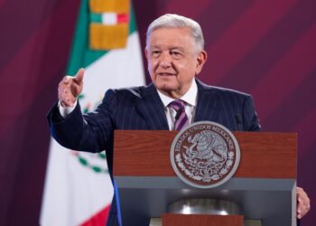 8 personas dejarán gabinete federal: AMLO