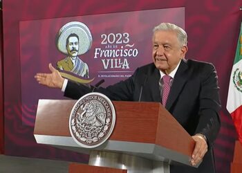 Claudio X. González, gran elector de oposición: AMLO