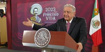 Claudio X. González, gran elector de oposición: AMLO