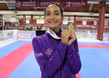 Ana Valeria Ruedas, orgullosa de su medalla de oro