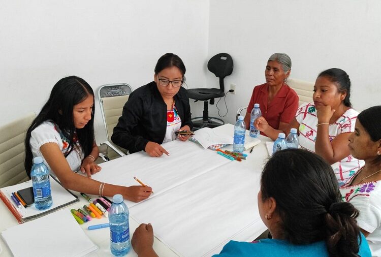 Capacitan a mujeres en comunidades rurales de Izúcar de Matamoros