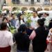 Armenta entrega árboles en el Centro Histórico de Puebla