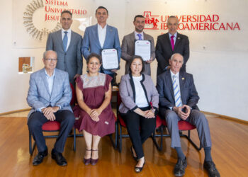 Ibero firma convenio con la Fundación Familia Serdán