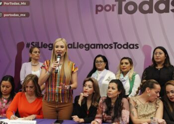 Nace en Puebla ‘Por Ellas, por Todas’ en apoyo a Sheinbaum