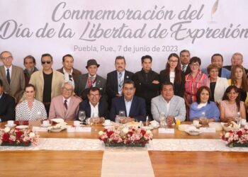 Céspedes garantiza a la prensa puertas abiertas y diálogo