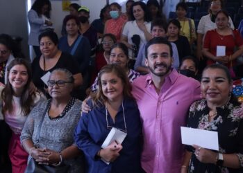Congreso promueve acciones contra el cáncer de mama