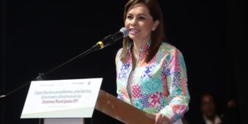 Profesionalizan a los sistemas DIF