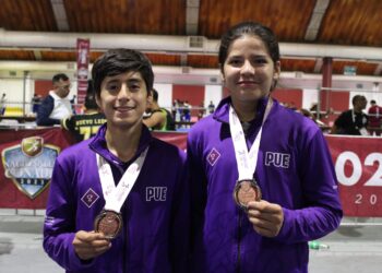 Caen 2 medallas más para Puebla en luchas estilo libre