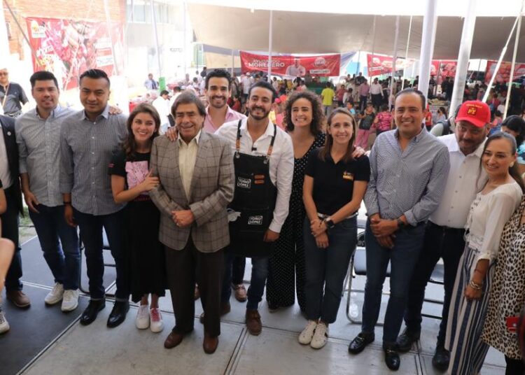 Toño López avanza