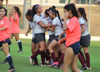 Equipo de fútbol de Puebla femenil vence a las Campeonas de los Nacionales Conade 2022