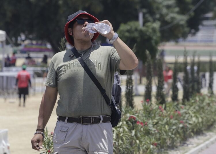 Continúa tercera onda de calor en gran parte del país