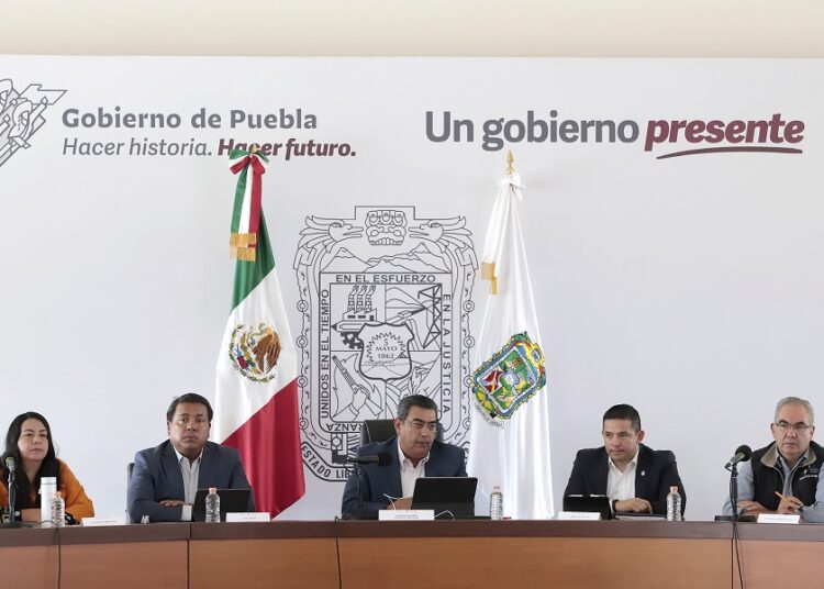 Más de 500 combatientes lograron sofocar incendio en Zacatlán