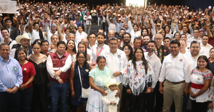 Céspedes inaugura Expo Café Orgullo Puebla 2023