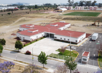 Salomón Céspedes inaugura CIS de Huejotzingo