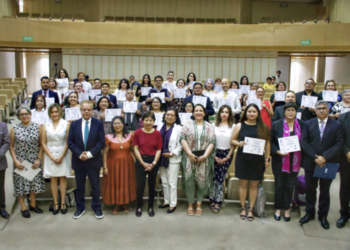 Cedillo encabeza graduación de diplomado sobre aseguramiento de calidad de programas educativos