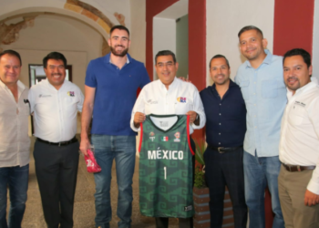 Salomón Céspedes recibe a Selección Mexicana de básquetbol varonil