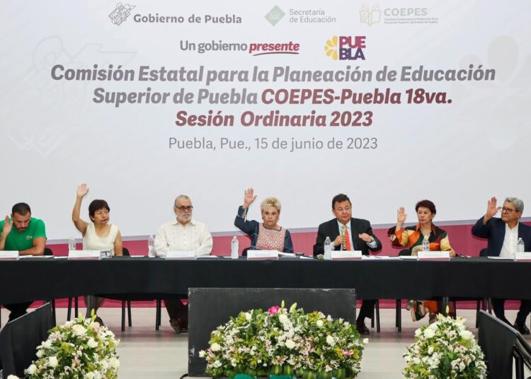 Amplía SEP sistema educativo universitario