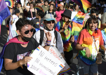 Comunidad gay reclama respeto a sus derechos y alto a los crímenes de odio