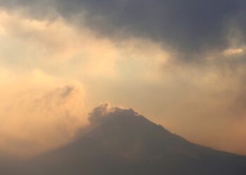 Semáforo de alerta volcánica se mantiene en amarillo fase 3