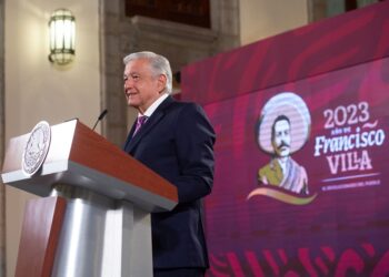 AMLO patentará su modelo económico