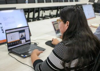 Sección 51 del SNTE asesora a docentes para su formación continua