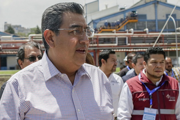 Determinará Gobierno y concesionario operación de estacionamiento en estadios