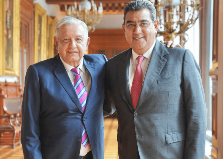 Gobernador Céspedes se reúne con AMLO